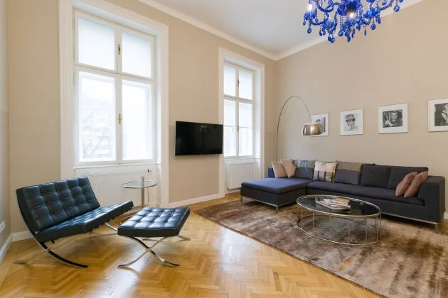 PURE LUXURY IN THE HEART OF VIENNA | Stilvolle Eleganz im 9. Bezirk