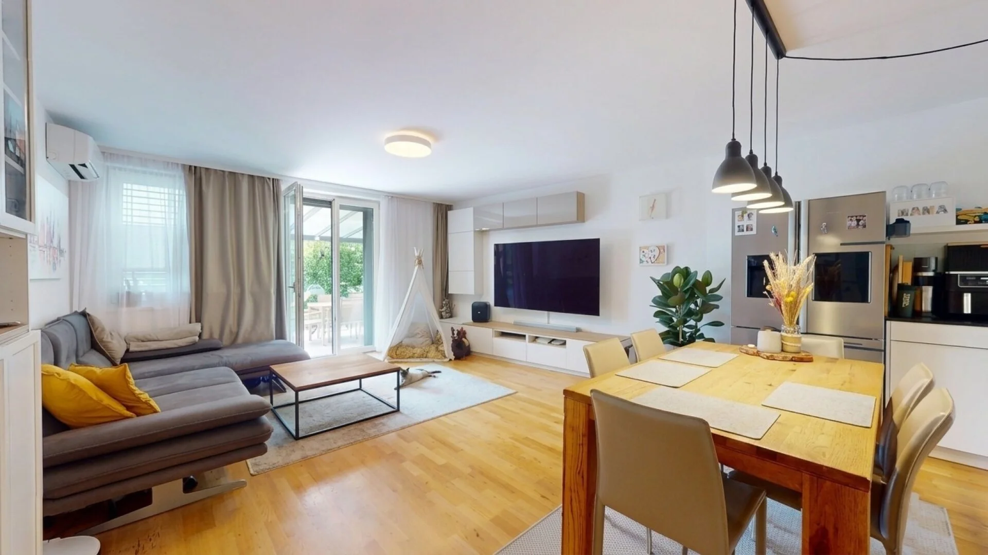 Feierabend im eigenen Garten: Moderne 3-Zimmer-Wohnung mit Pool & Süd-Terrasse